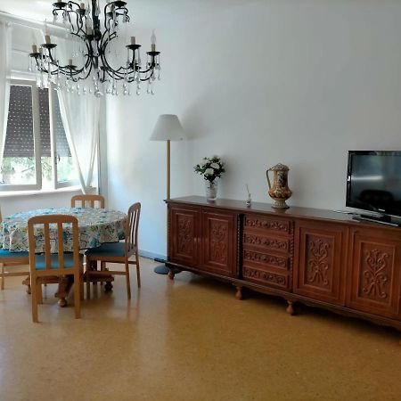 Casa Priscilla Apartment Пескара Екстериор снимка