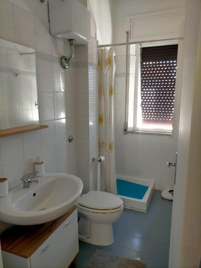 Casa Priscilla Apartment Пескара Екстериор снимка
