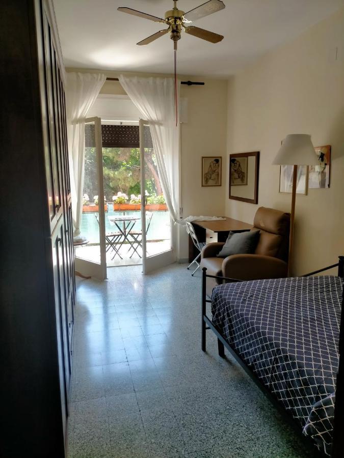 Casa Priscilla Apartment Пескара Екстериор снимка